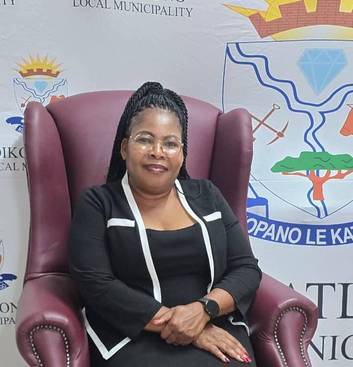 Hon. Mayor Grace Tshwanagae